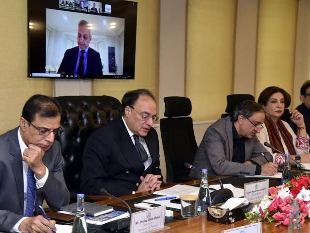 وزیر خزانہ کی عالمی مالیاتی اجلاسوں میں 60 سے زائد ملاقاتیں متوقع