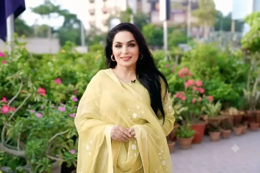 اداکارہ میرا کو کینیڈا میں داخلے سے روکنے کی اطلاعات