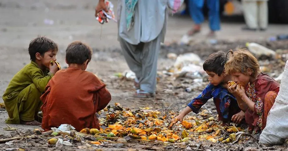 پاکستان میں کثیرالجہتی غربت 38 فیصد سے تجاوز، اقوام متحدہ کی رپورٹ میں انکشاف