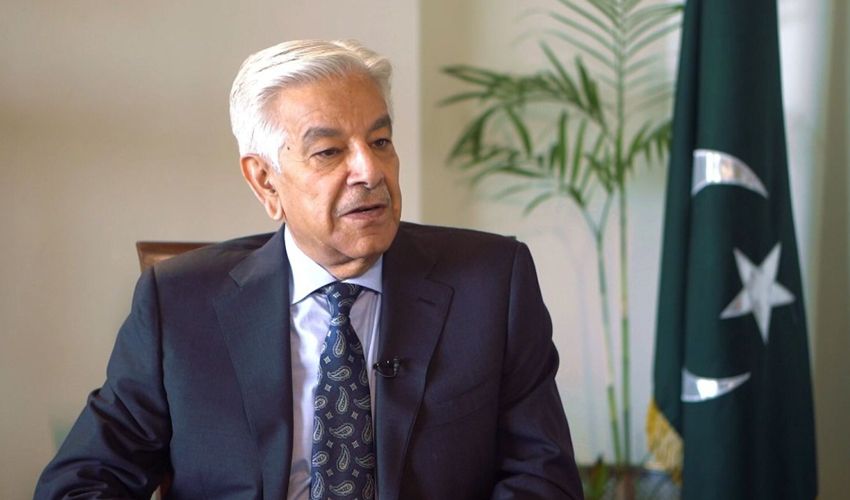 مارلن منرو کی اے آئی تصویر پر تبصرہ، تنقید کے بعد وزیر دفاع خواجہ آصف کا جواب