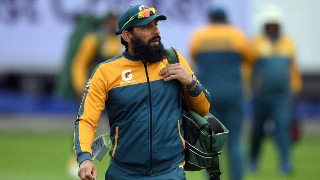 سابق قومی کپتان مصباح الحق کو نیپال پریمیئر لیگ میں اہم ذمہ داری مل گئی، ہیڈ کوچ مقرر