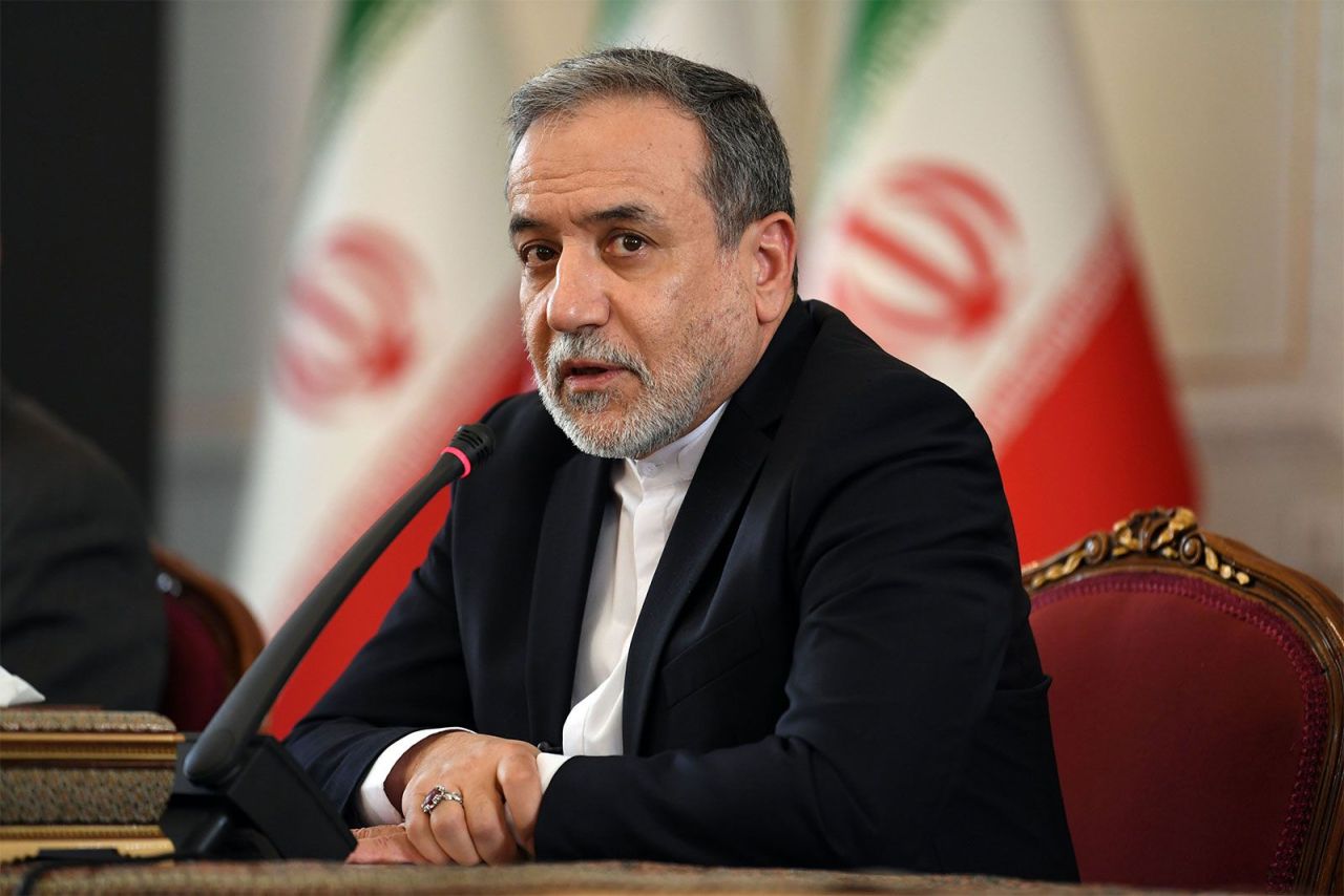 ایران کی سعودی عرب اور حوثیوں میں ثالثی کی پیشکش، یمن میں جھڑپیں اور فضائی حملے