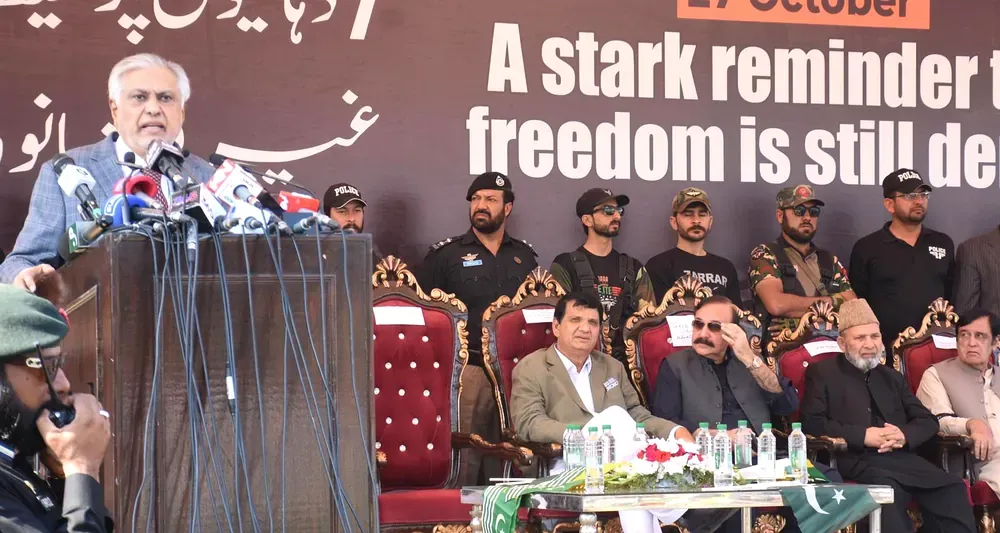 کشمیریوں کی جدوجہد کو جبر سے نہیں دبایا جا سکتا، نائب وزیراعظم اسحاق ڈار